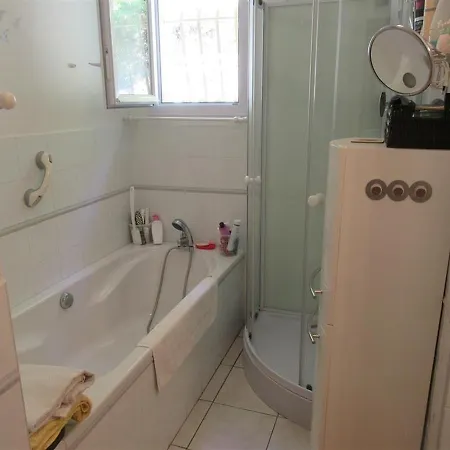 With Private Pool And Panoramic View Saint-Paul-Trois-Châteaux